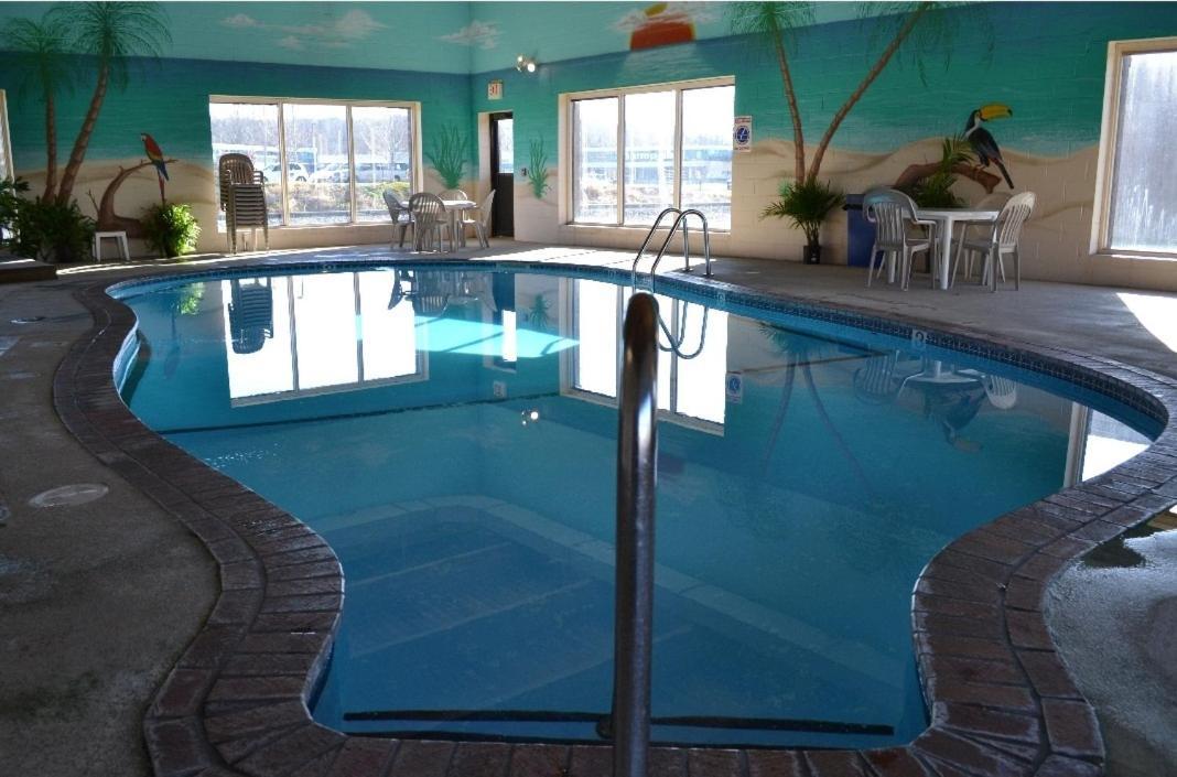 Western Inn Каунсъл Блъфс Екстериор снимка