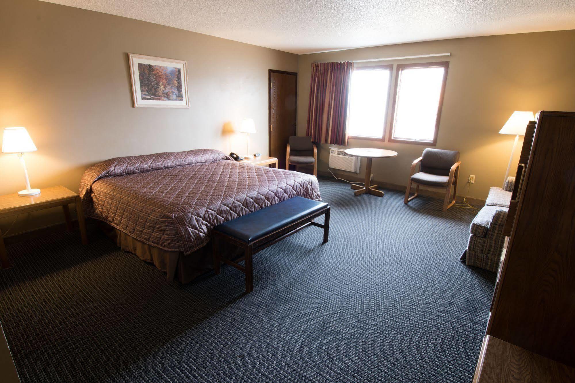 Western Inn Каунсъл Блъфс Екстериор снимка